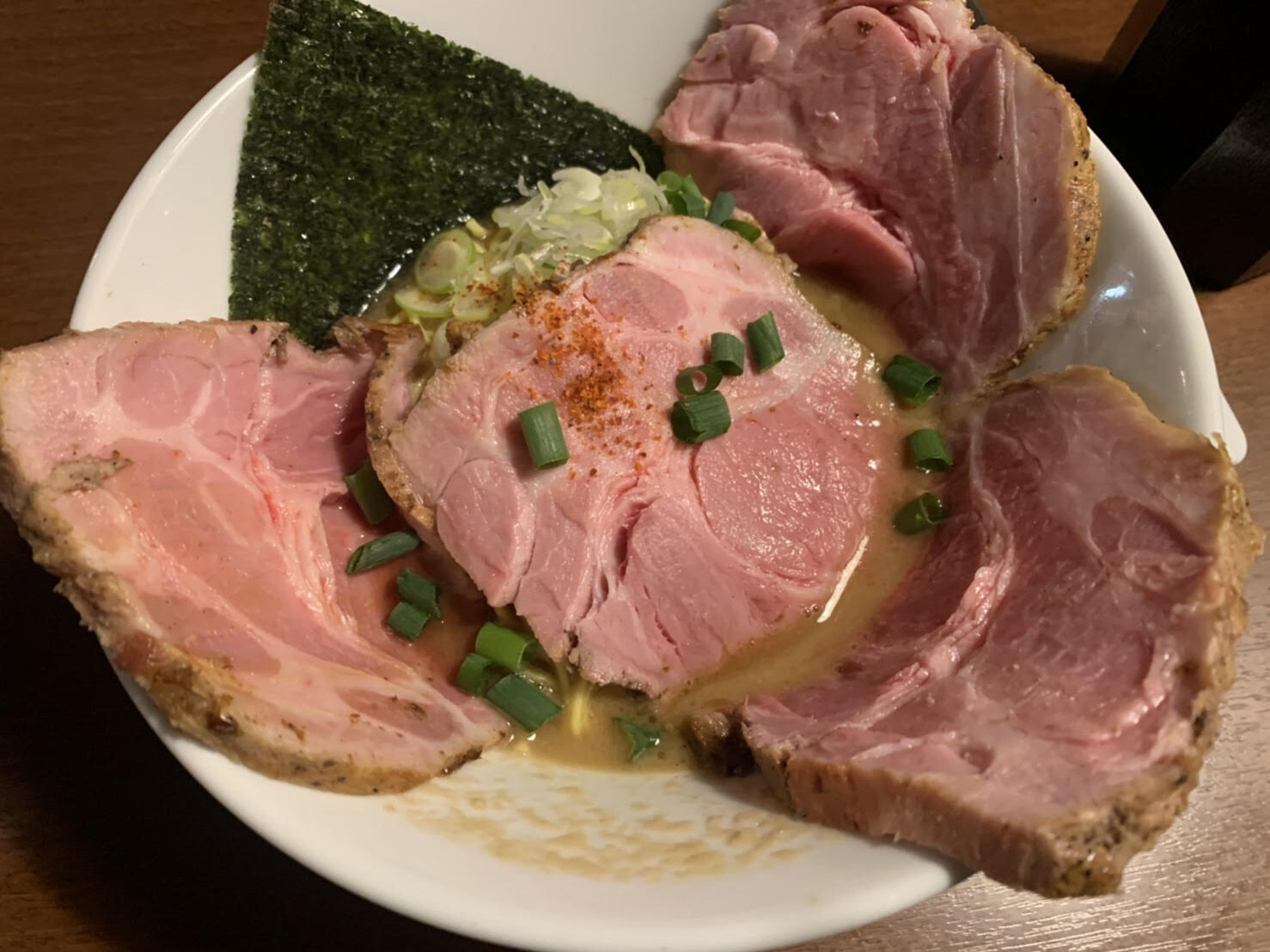 フロントエンド：岸